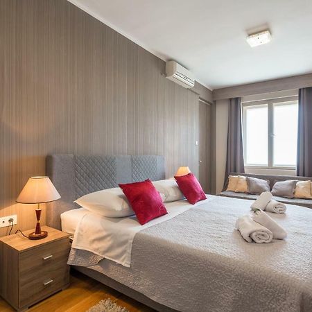 Golden Split Rooms Экстерьер фото